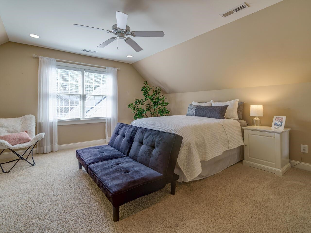 201 Baynes Court