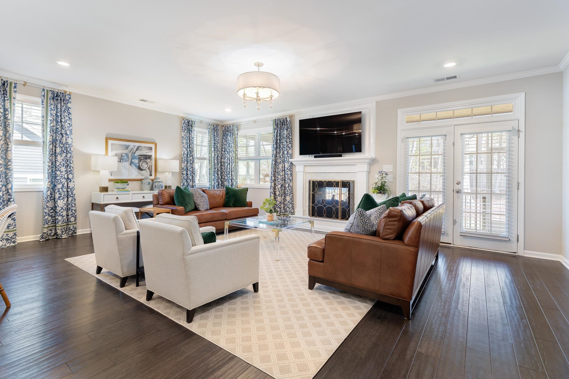 1010 Valley Rose Way