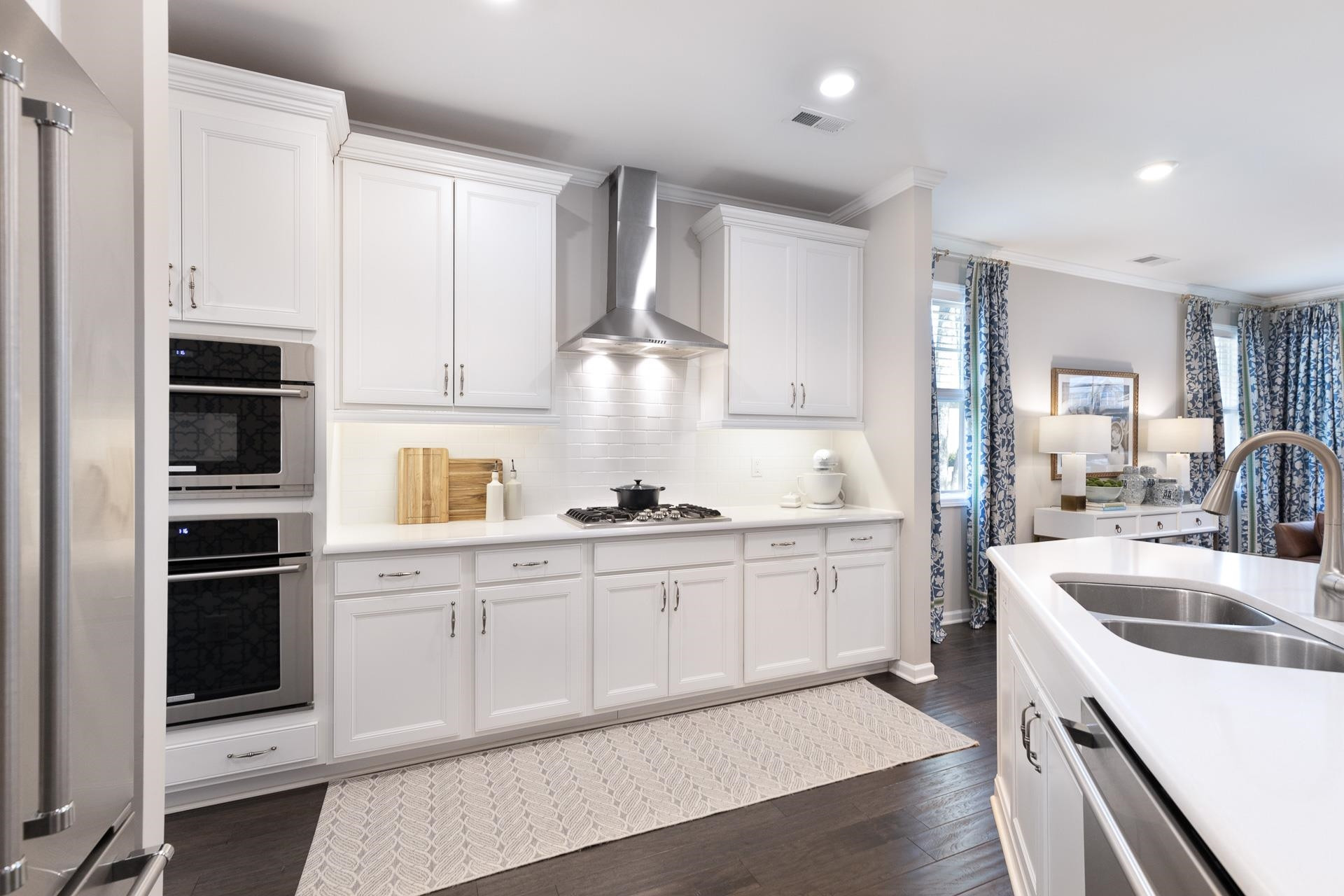 1010 Valley Rose Way