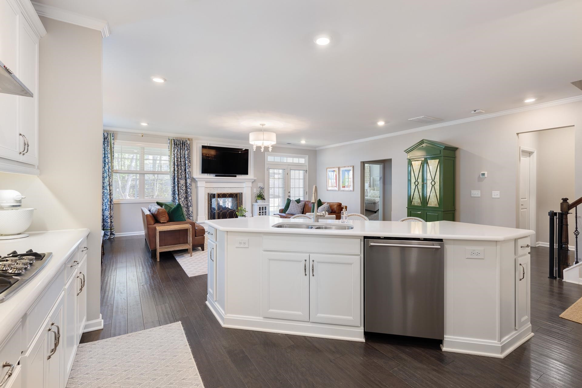 1010 Valley Rose Way