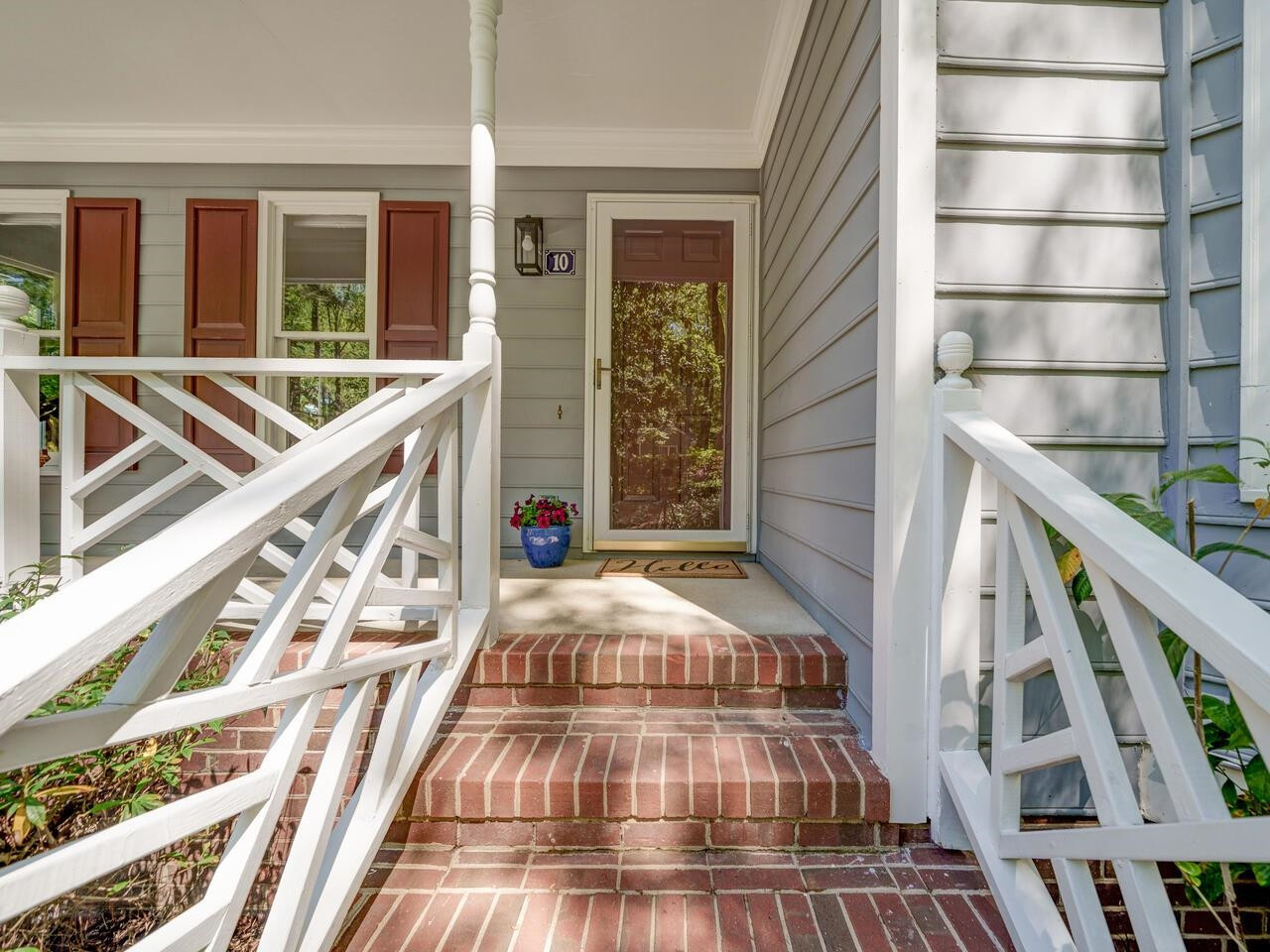 10 Thorne Ridge Drive