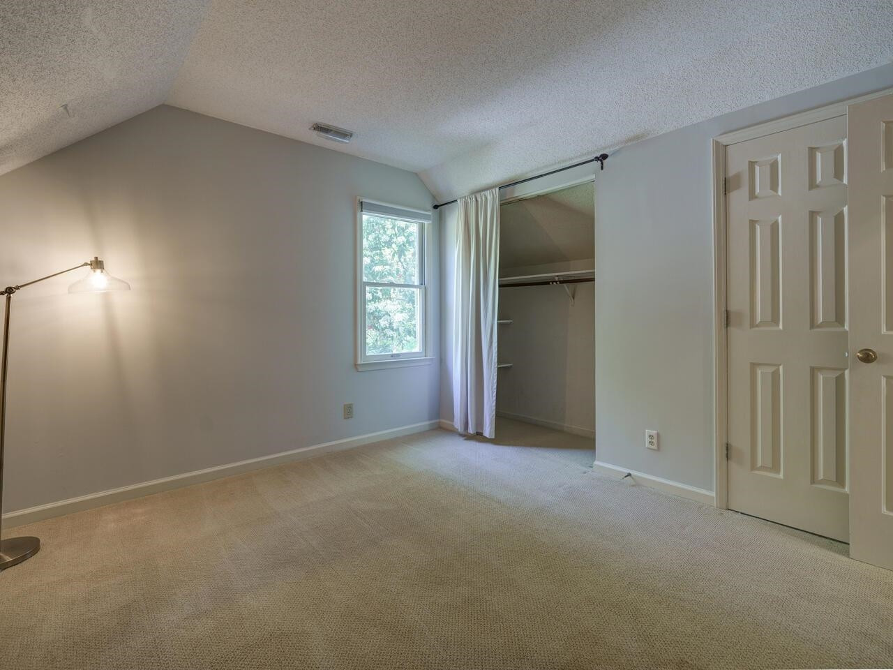 10 Thorne Ridge Drive