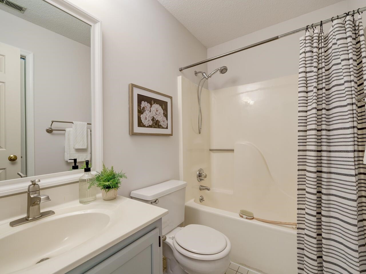 10 Thorne Ridge Drive