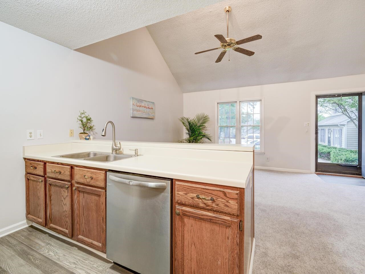 2672 Hitchcock Drive