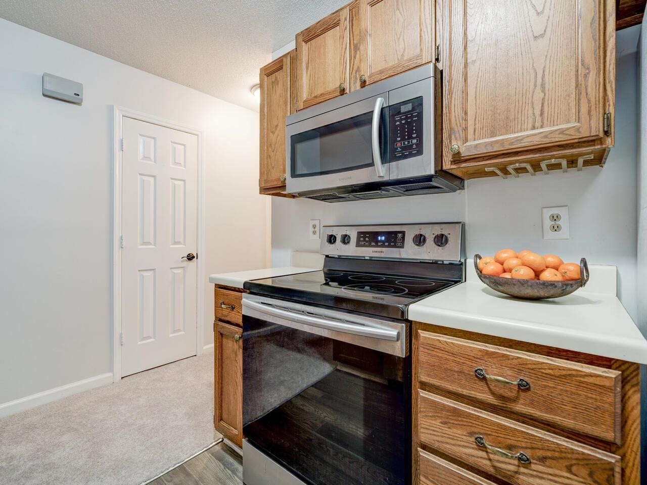 2672 Hitchcock Drive