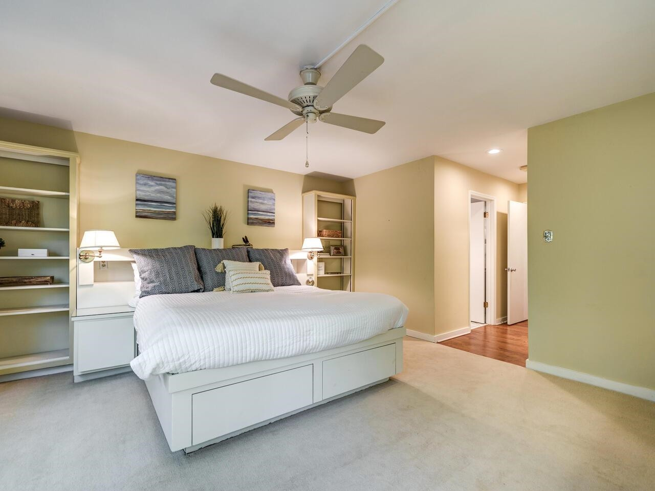 4007 Deep Wood Circle