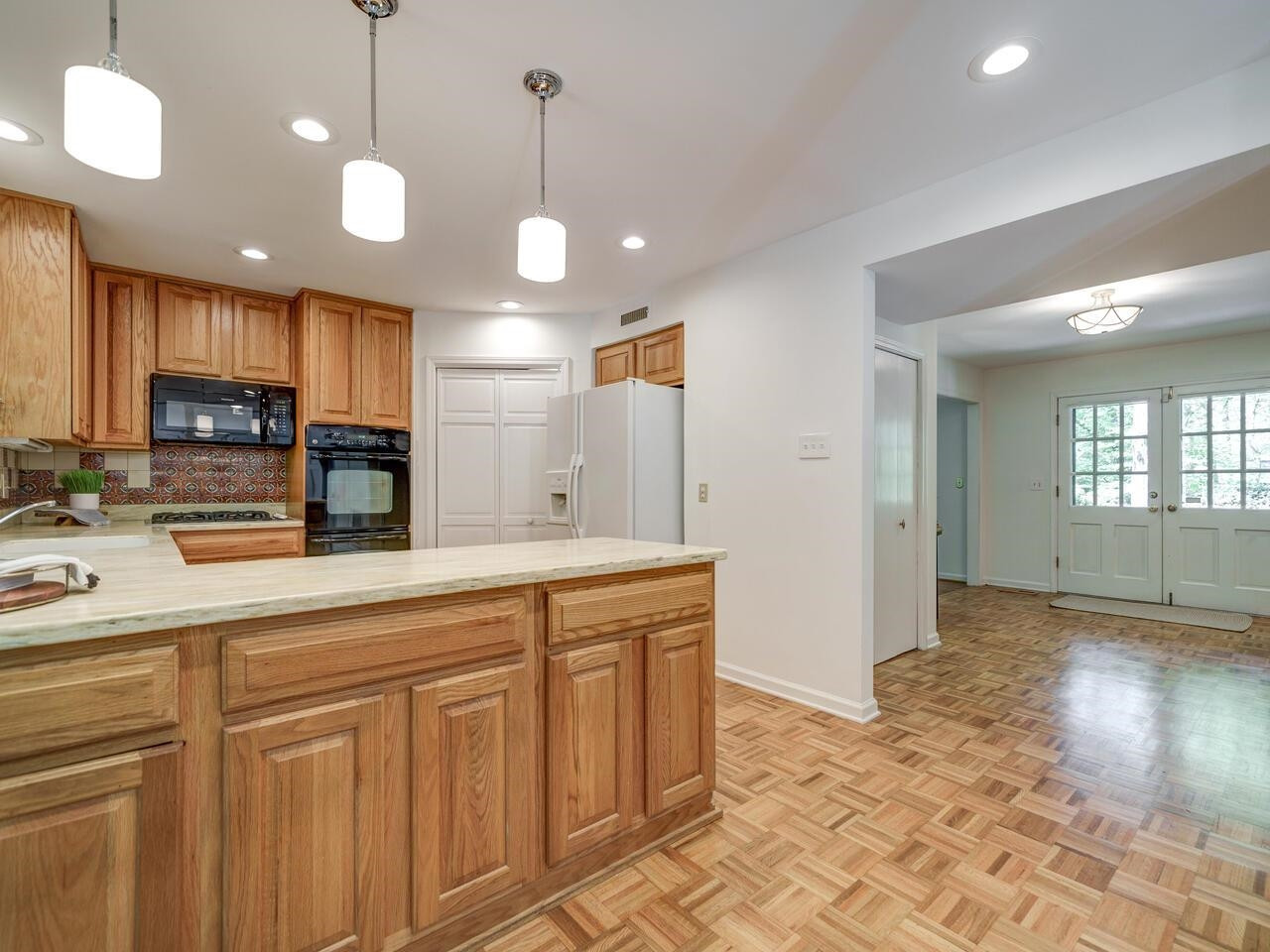 4007 Deep Wood Circle