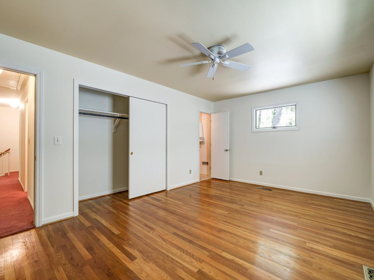 4007 Deep Wood Circle