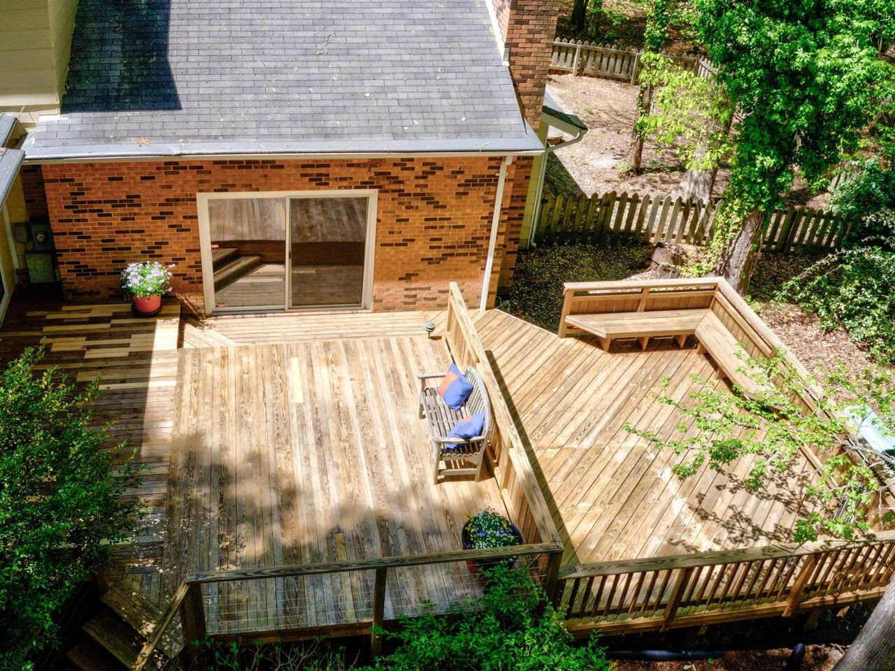 4007 Deep Wood Circle