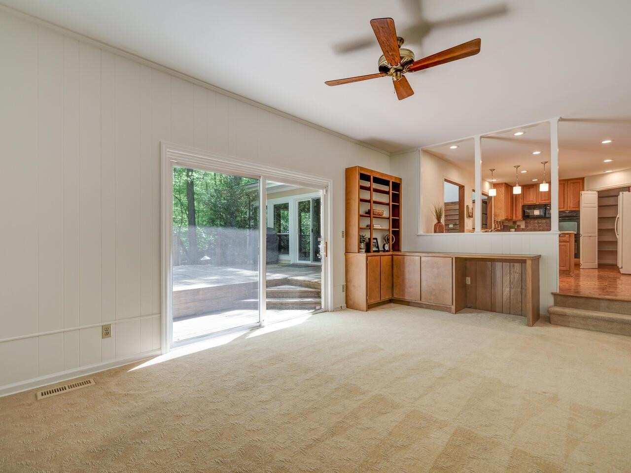 4007 Deep Wood Circle