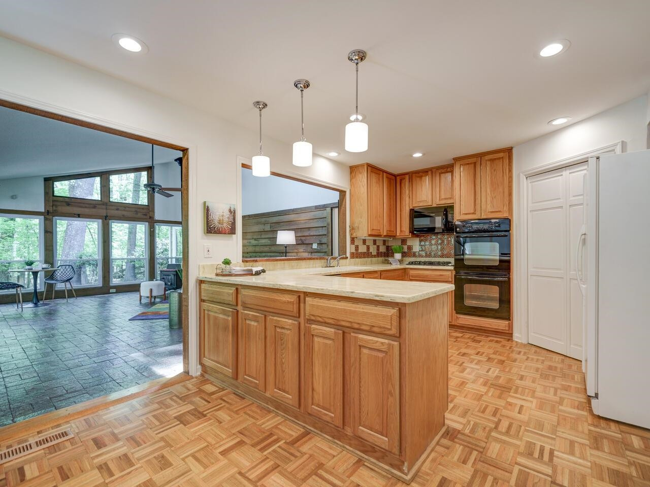 4007 Deep Wood Circle