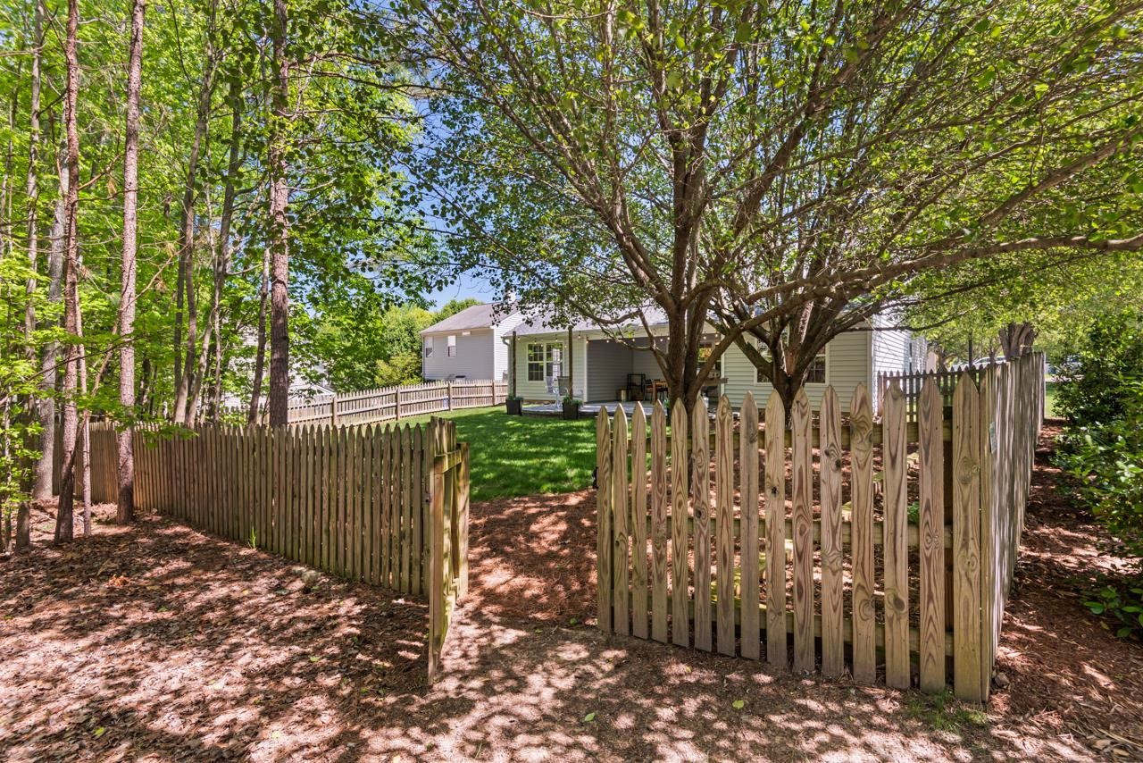 4808 Tapestry Terrace