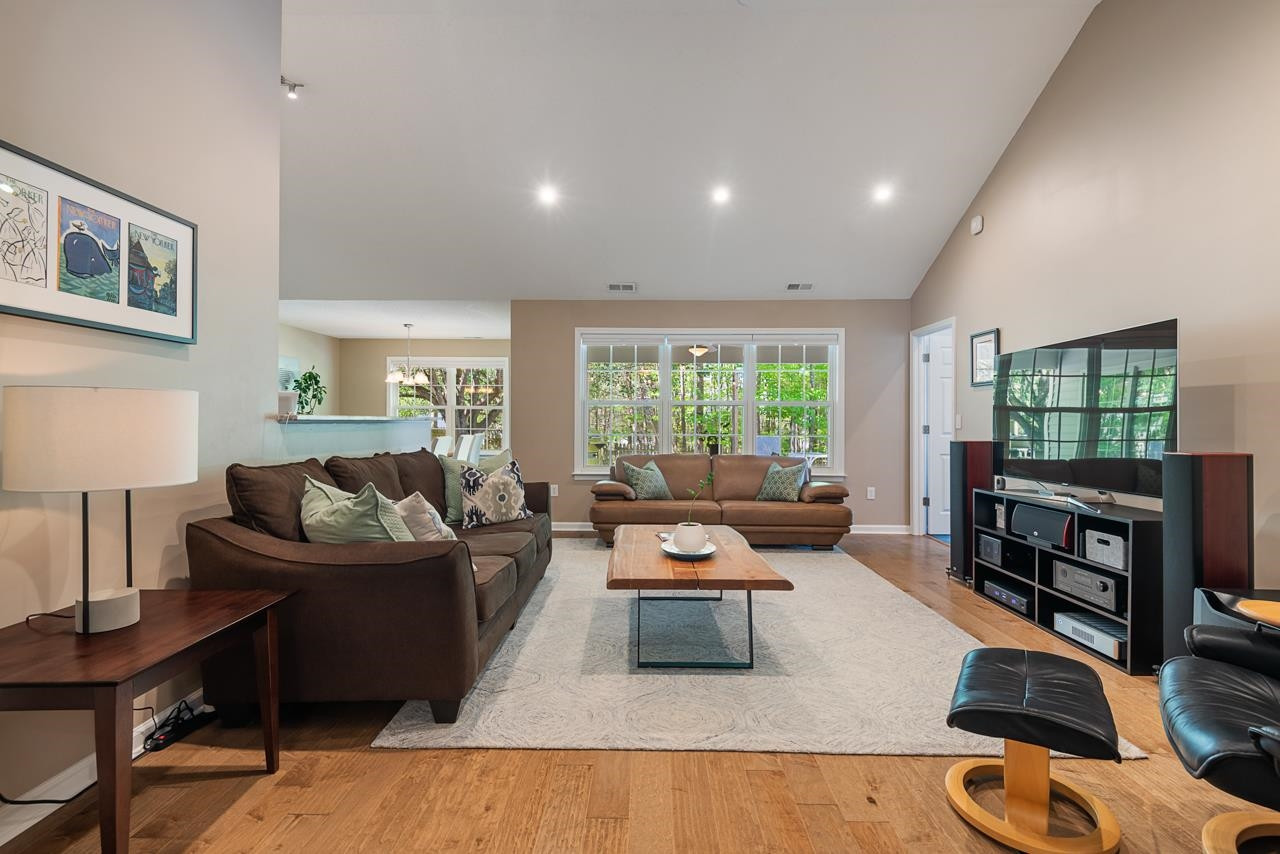 4808 Tapestry Terrace