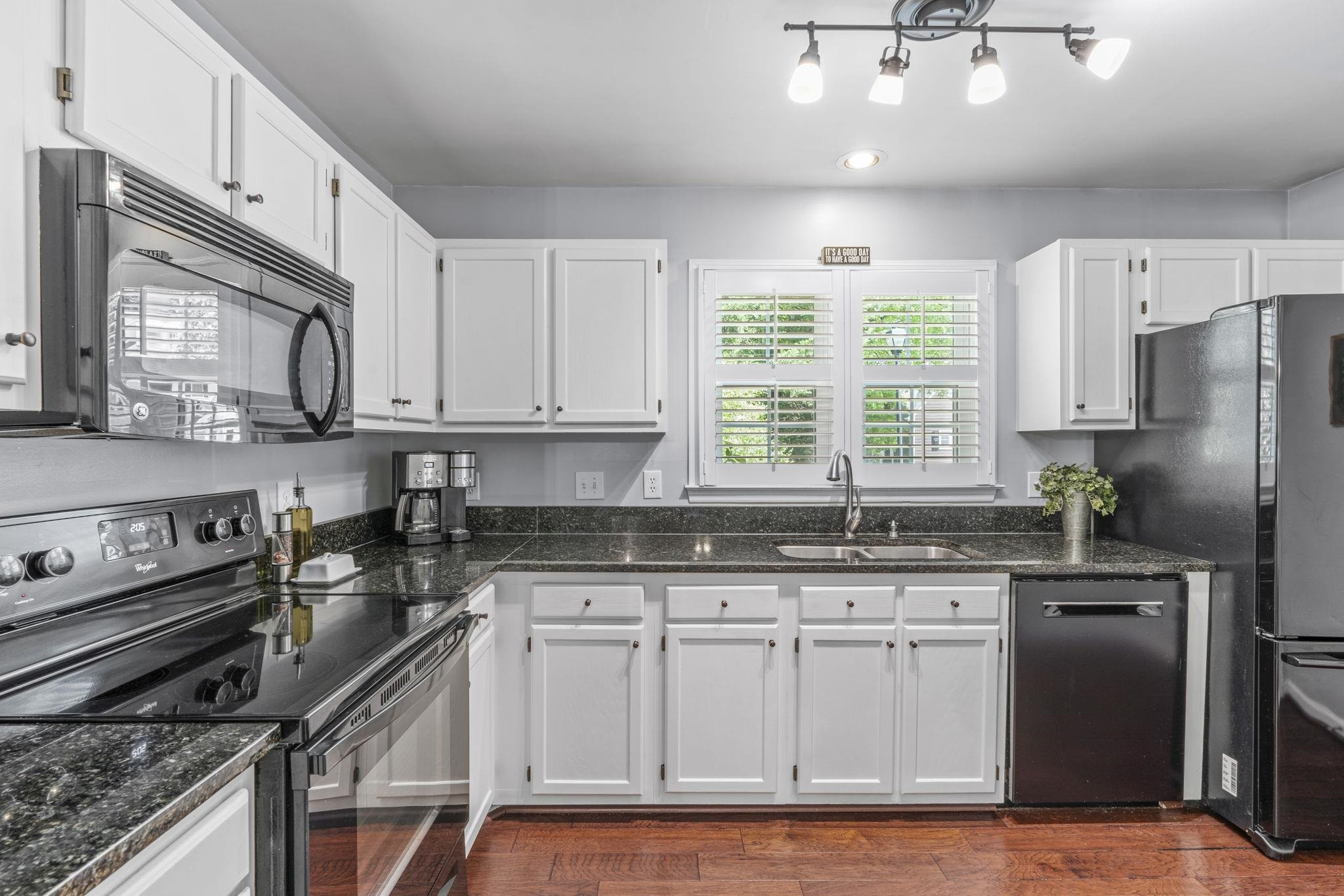 6073 Epping Forest Drive