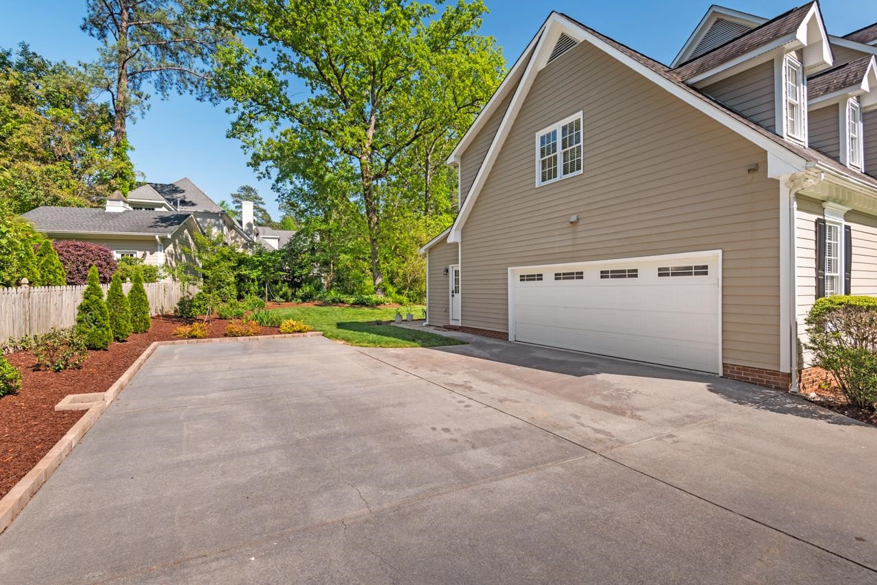 5 Kimberly Drive