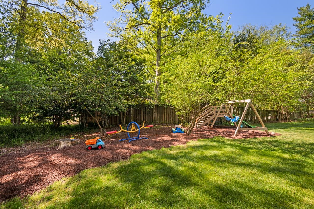 5 Kimberly Drive
