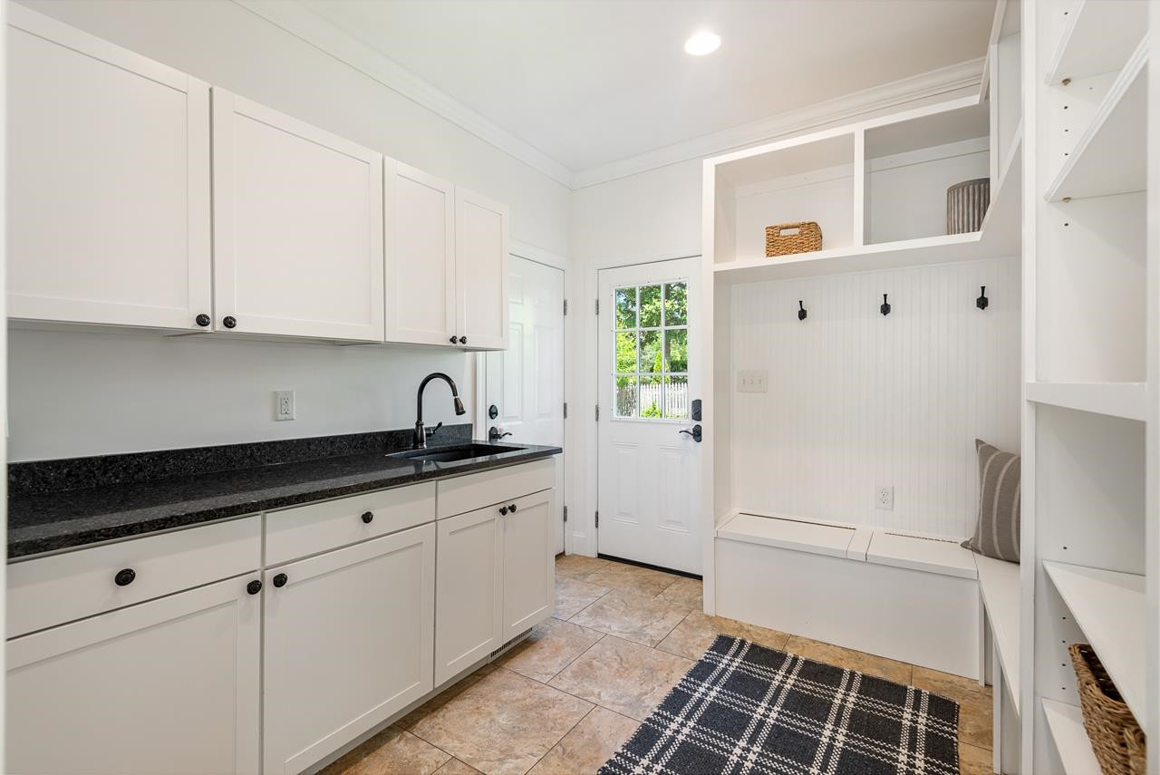 5 Kimberly Drive