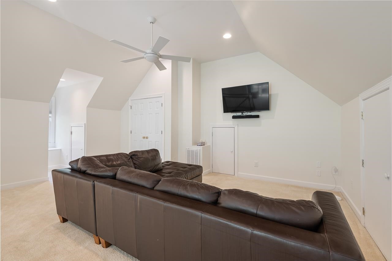 5 Kimberly Drive