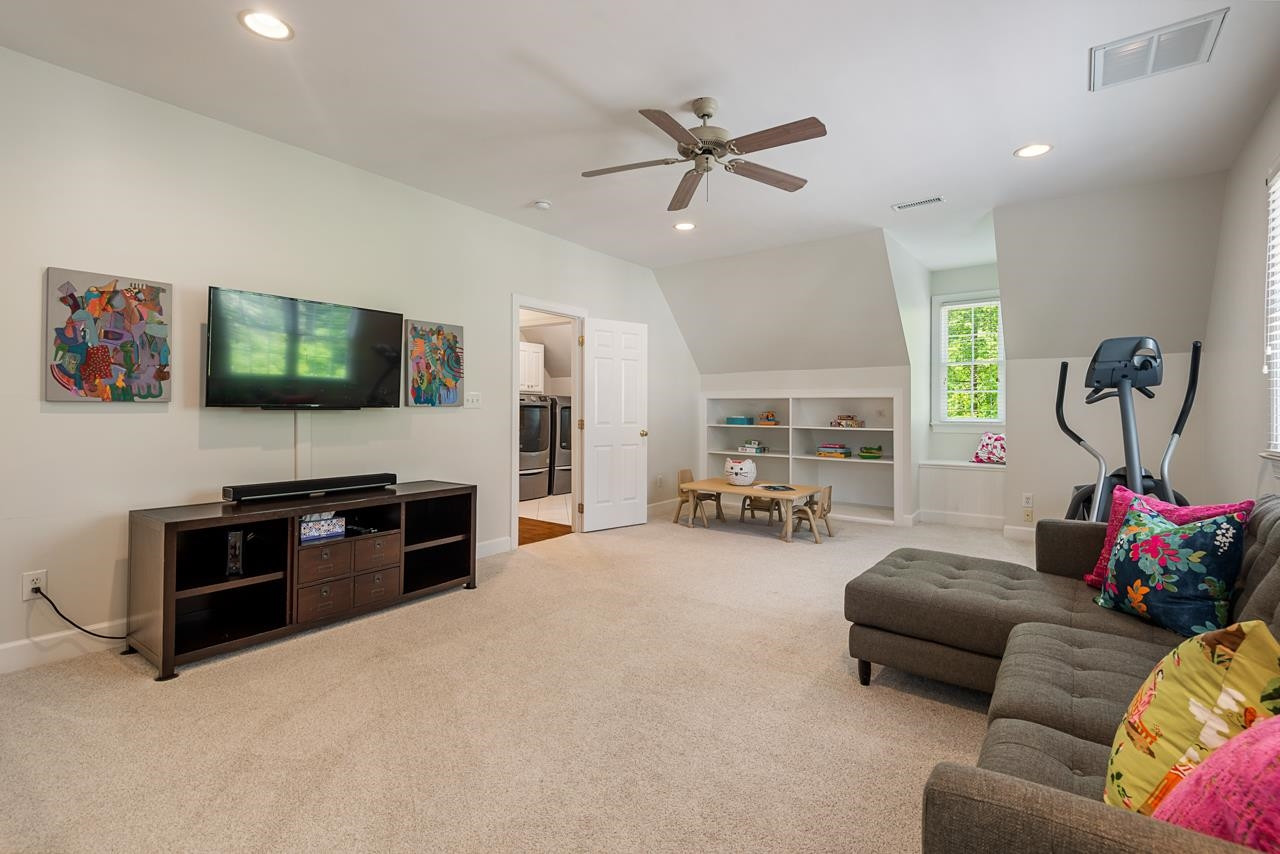 5 Kimberly Drive