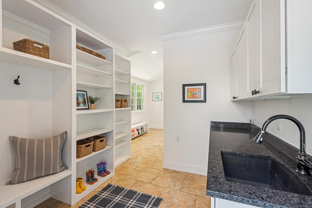 5 Kimberly Drive