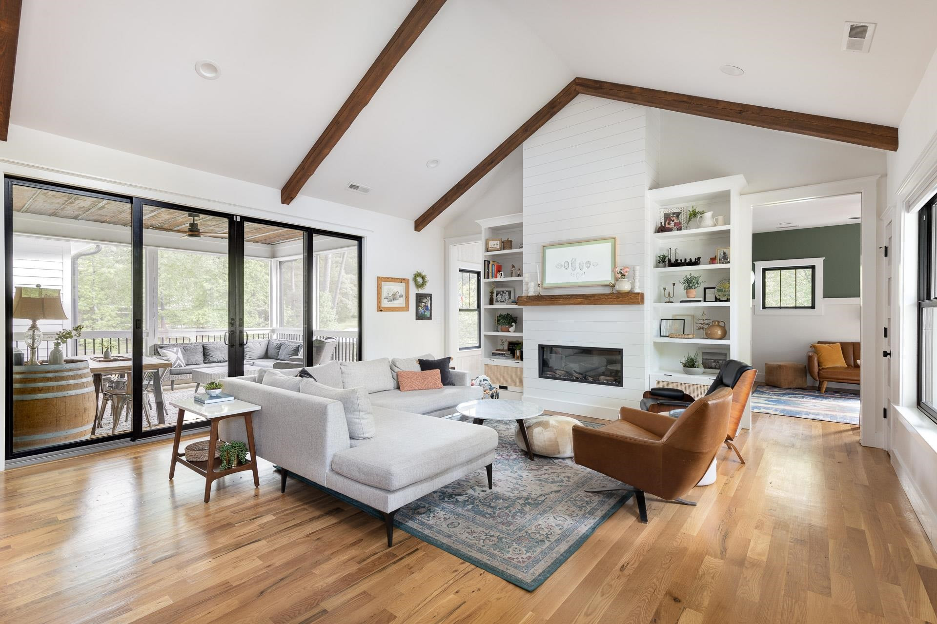 3106 Ridge Road