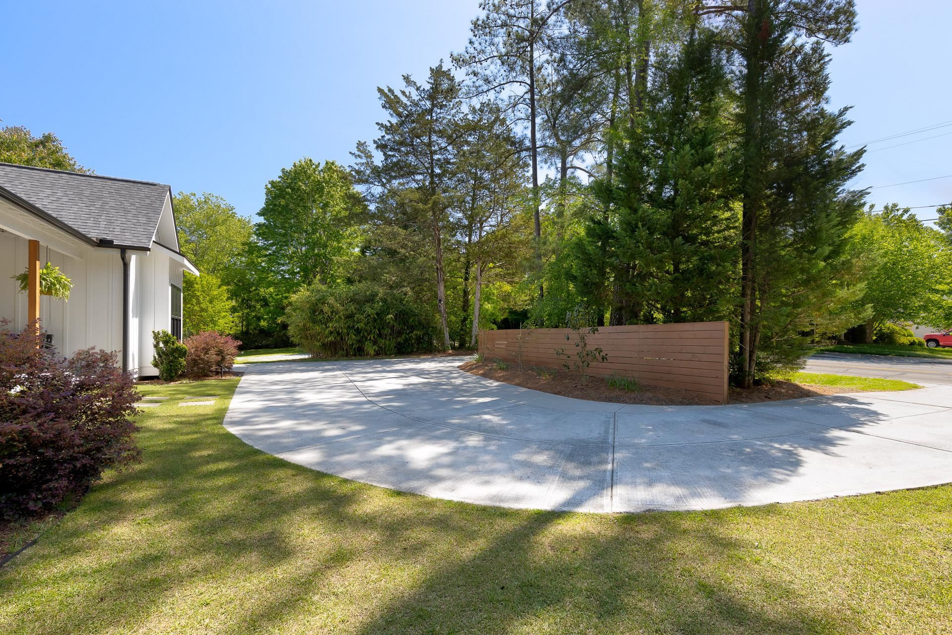 3106 Ridge Road
