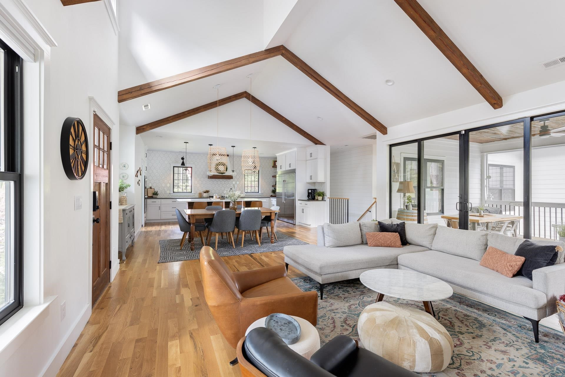 3106 Ridge Road
