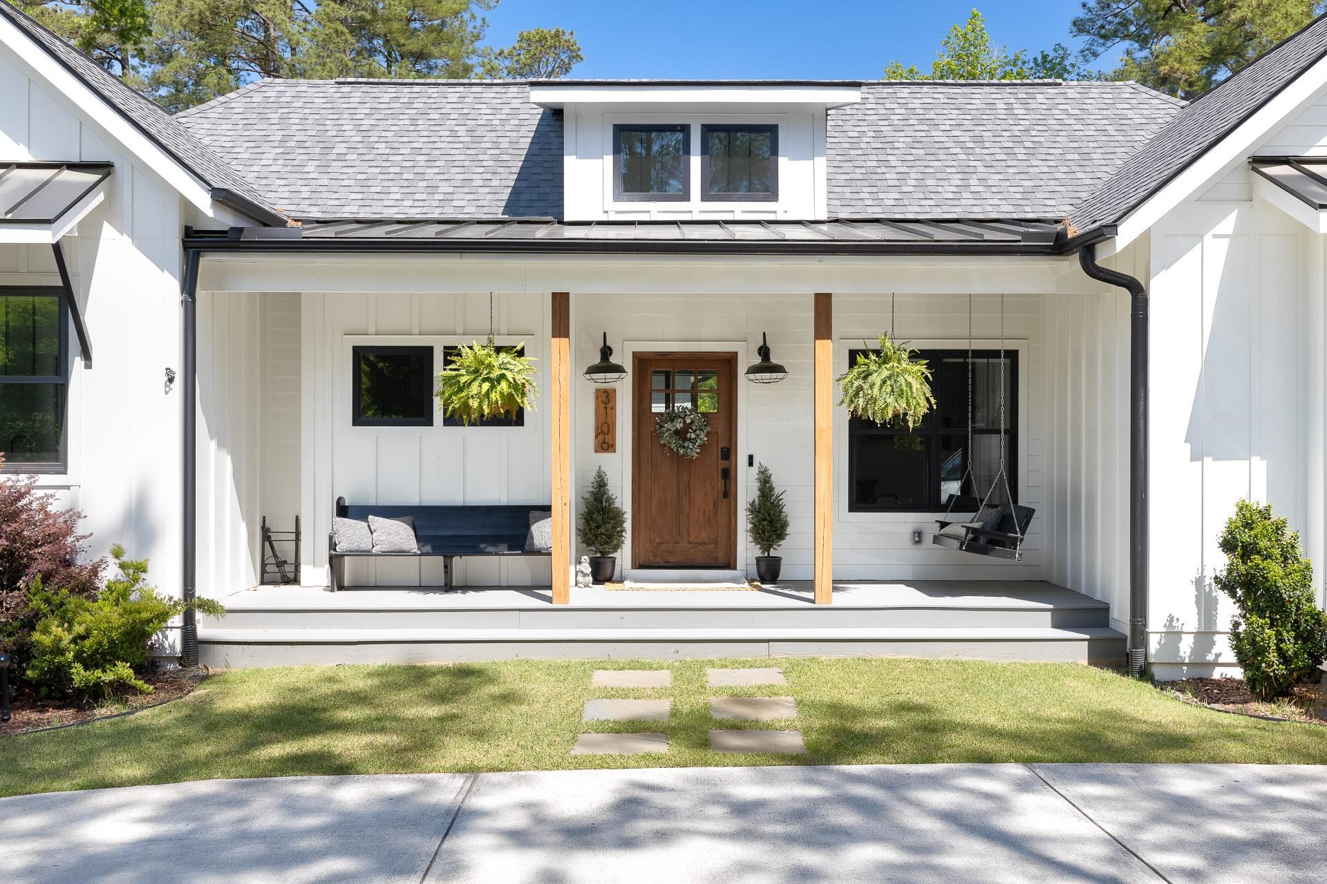 3106 Ridge Road