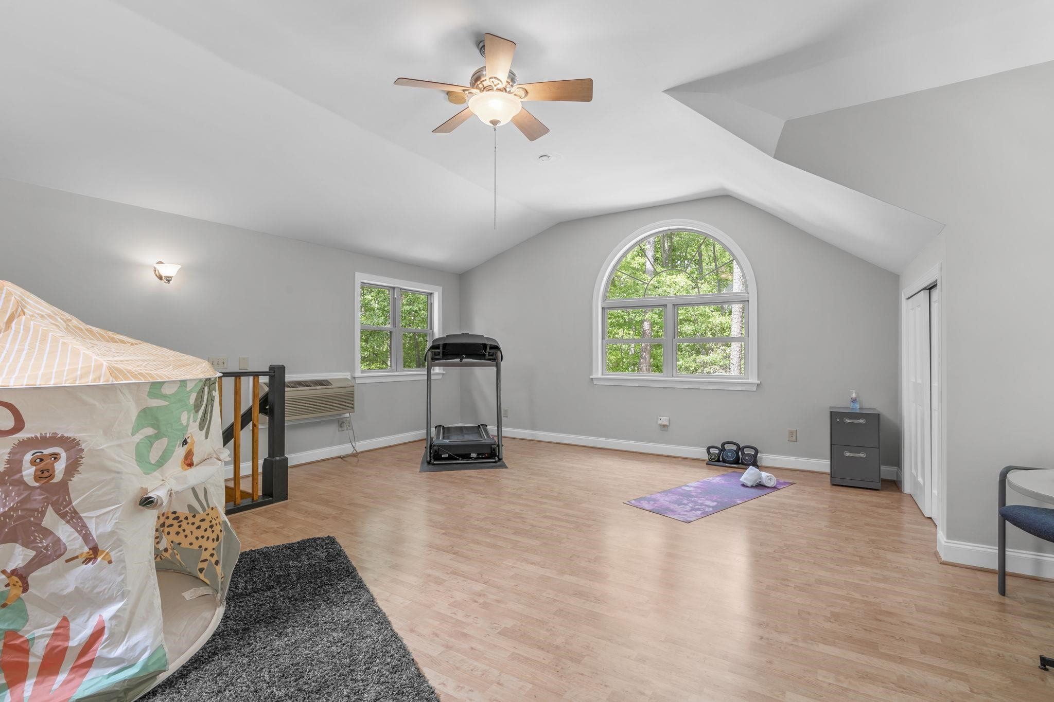 123 Mel Oaks Drive