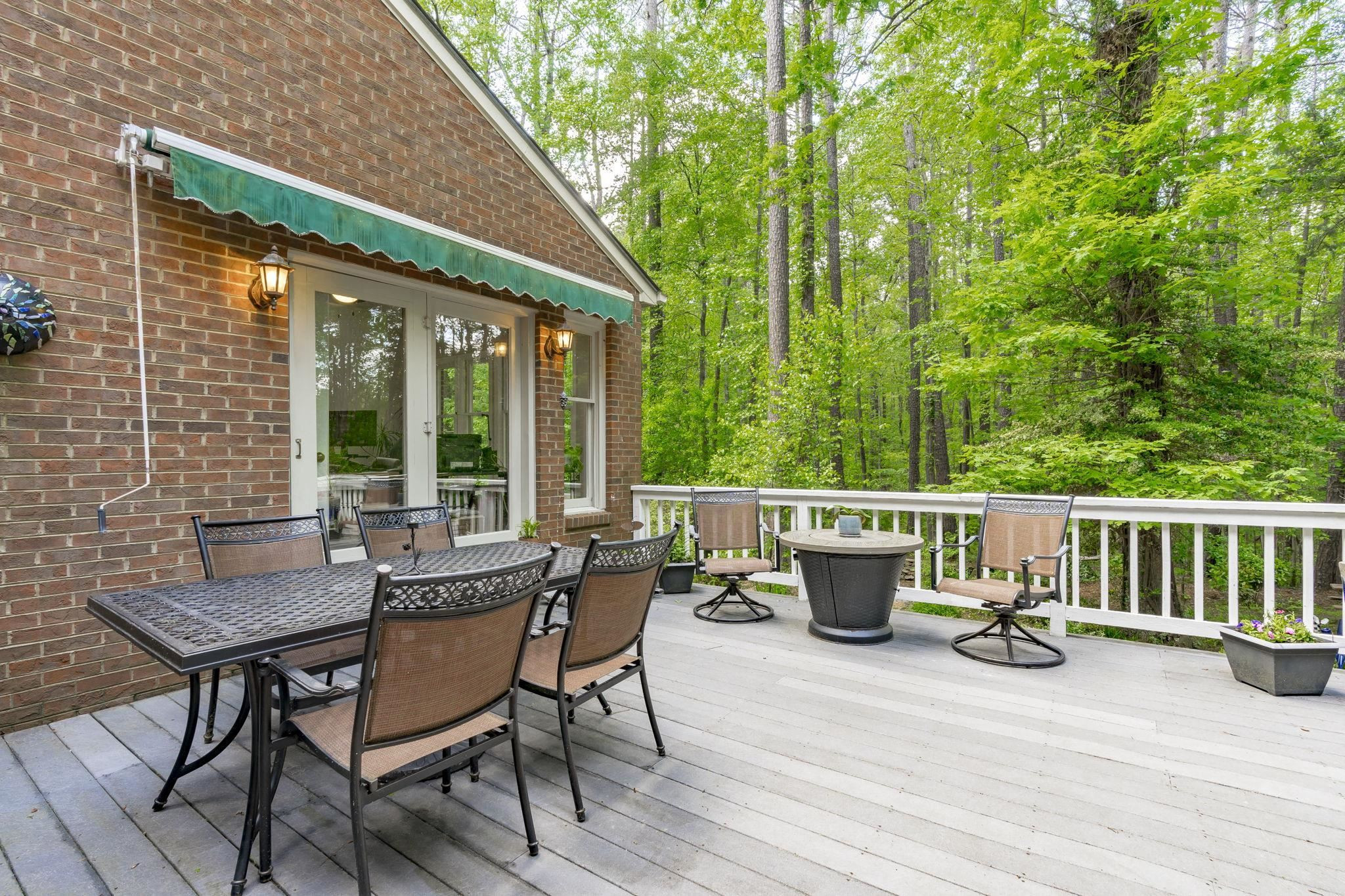 123 Mel Oaks Drive