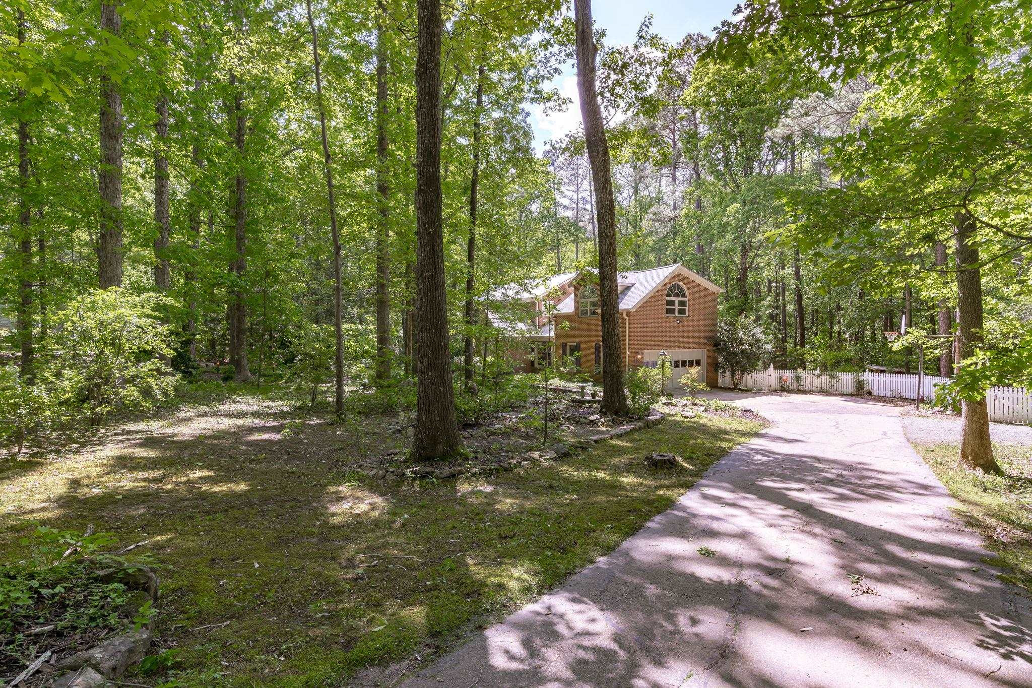 123 Mel Oaks Drive