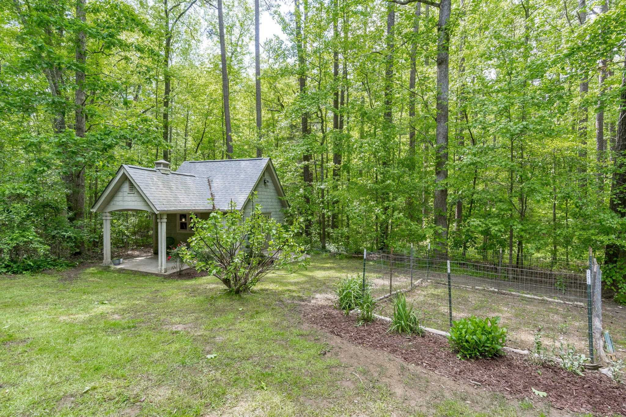 123 Mel Oaks Drive
