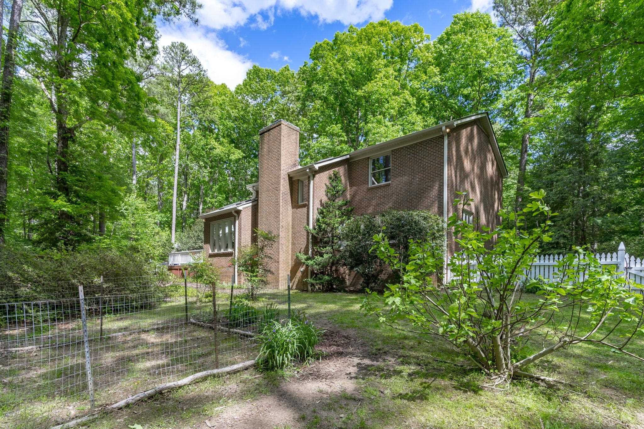 123 Mel Oaks Drive