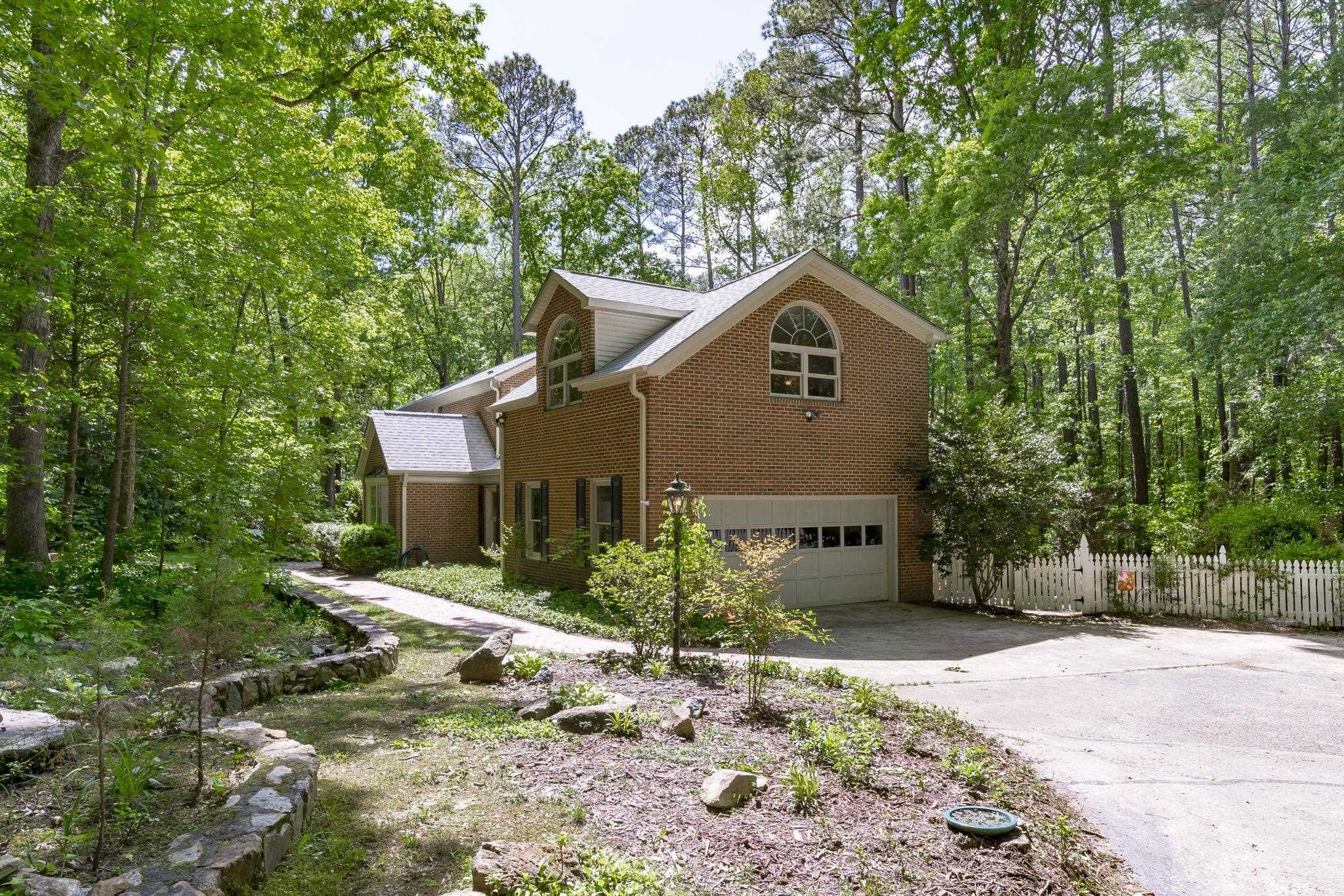 123 Mel Oaks Drive