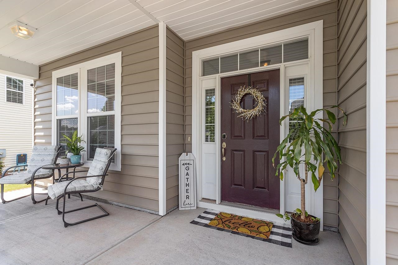 2504 Magnolia Tree Lane