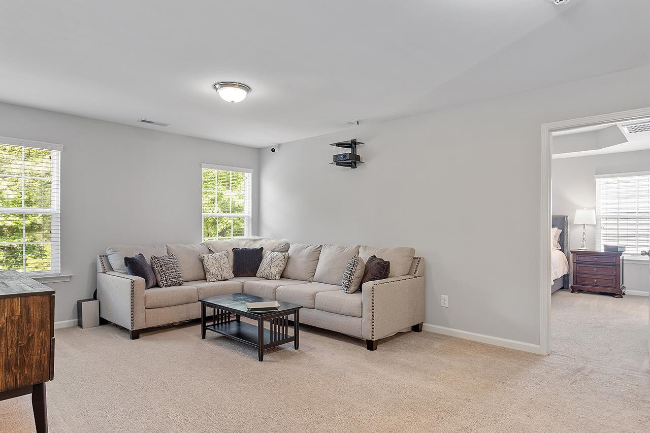 2504 Magnolia Tree Lane