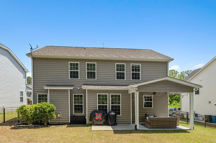 2504 Magnolia Tree Lane