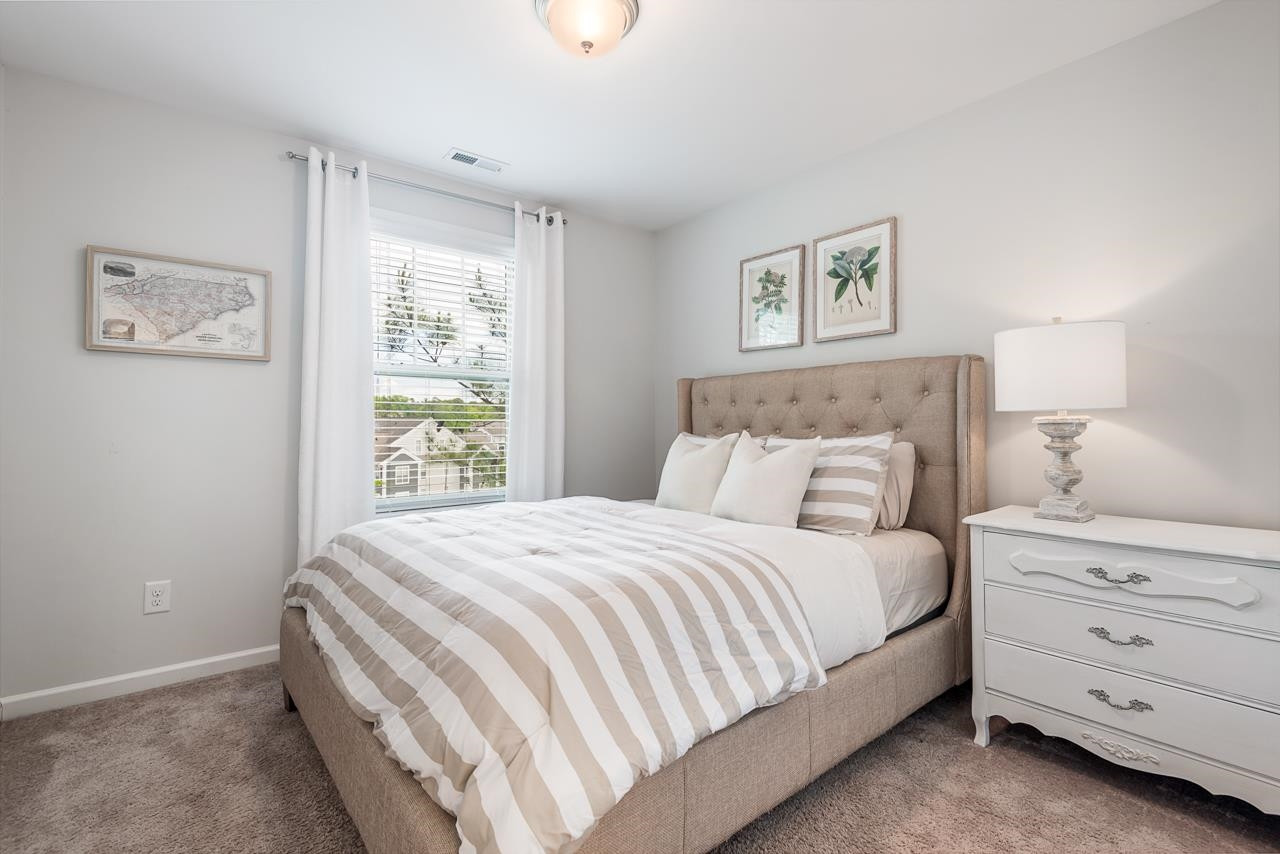 601 Mallory Lane # 10