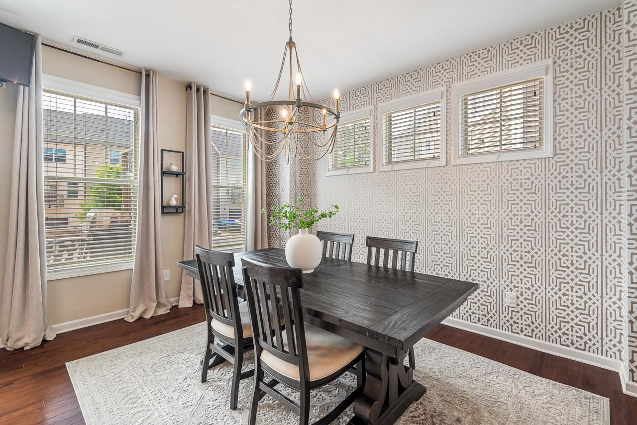 601 Mallory Lane # 10