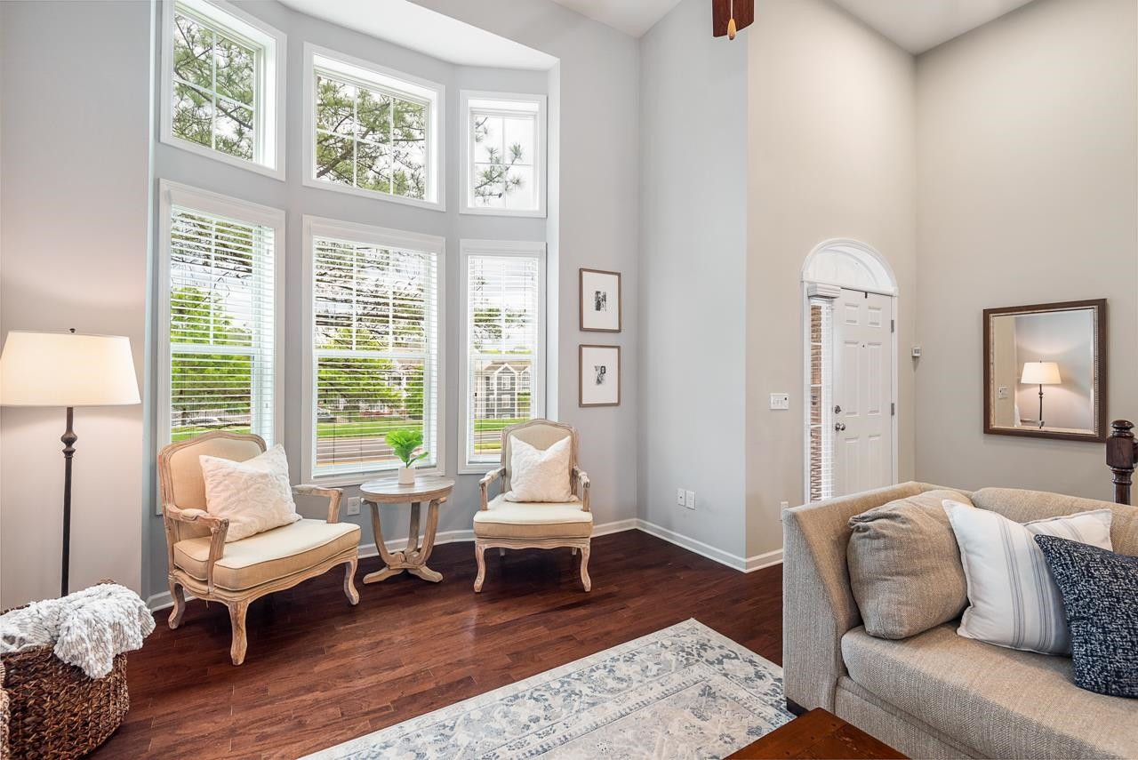 601 Mallory Lane # 10