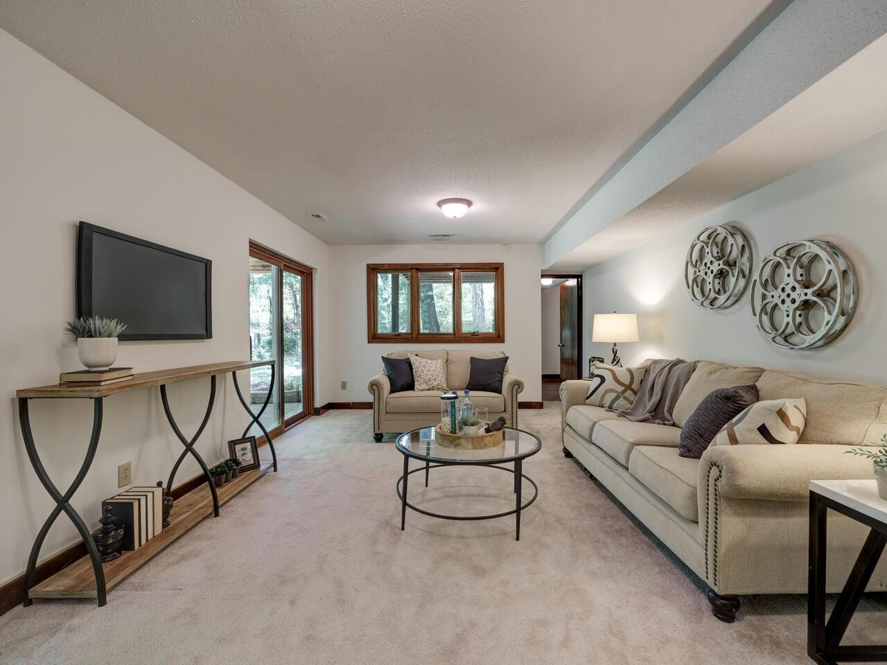 1521 Arboretum Drive