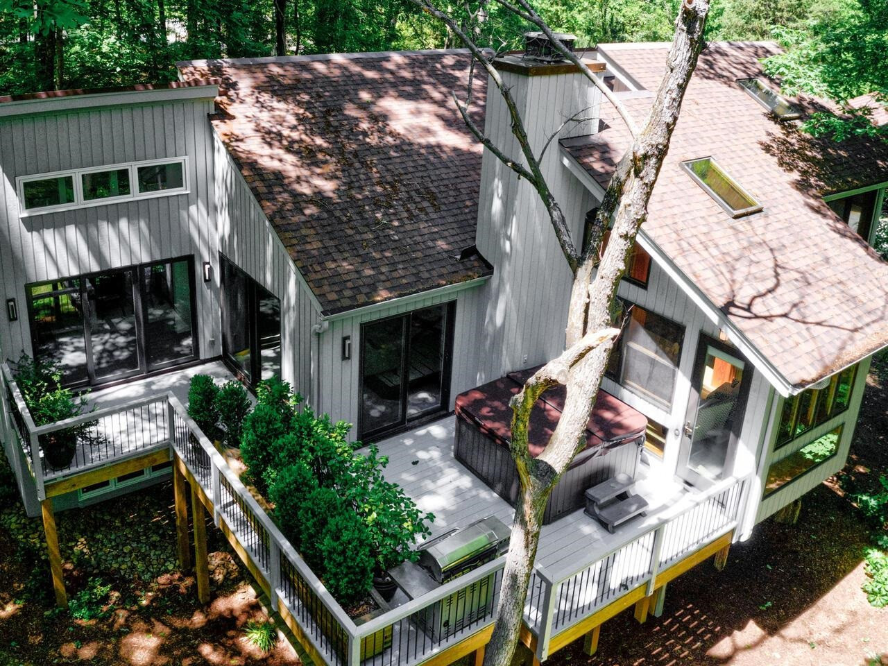1521 Arboretum Drive