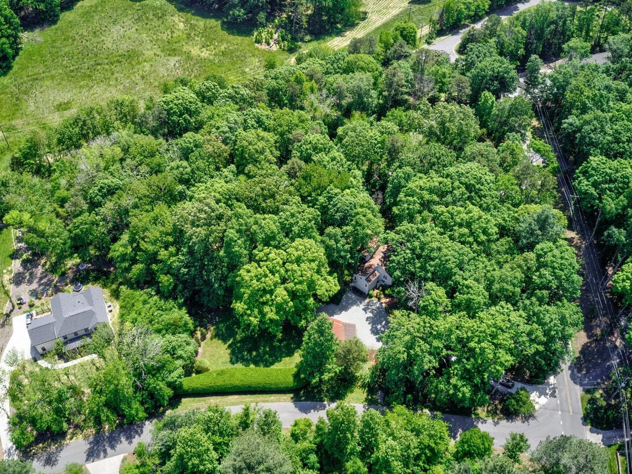 1521 Arboretum Drive