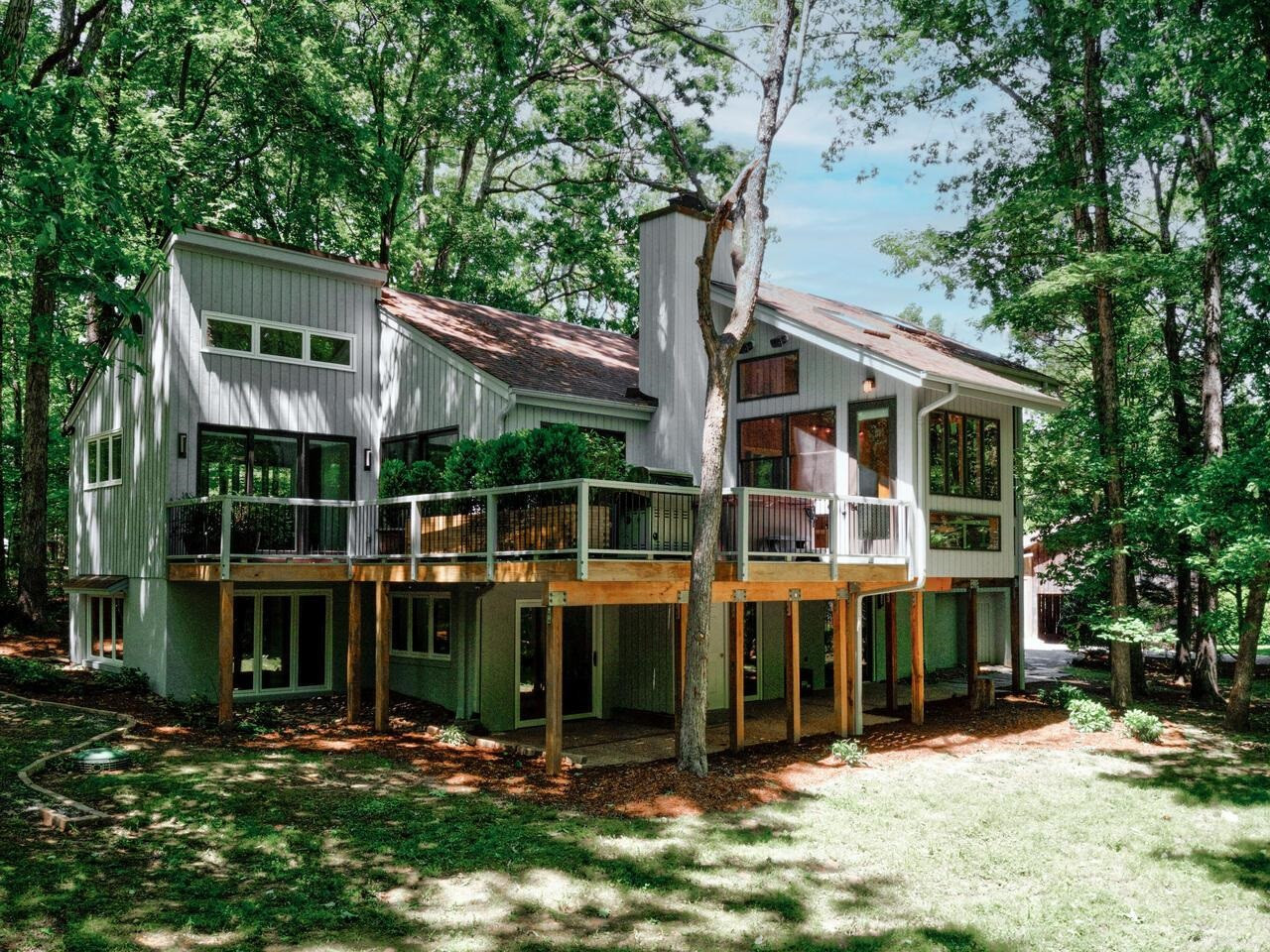 1521 Arboretum Drive