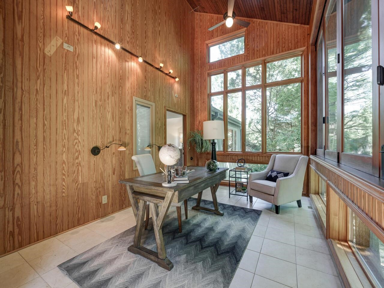 1521 Arboretum Drive