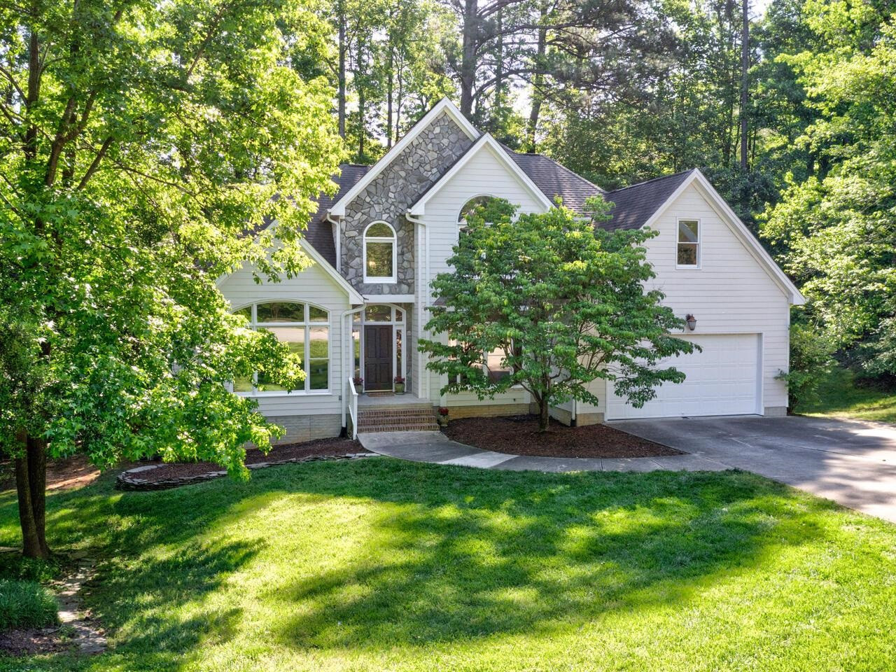 105 Breyman Court