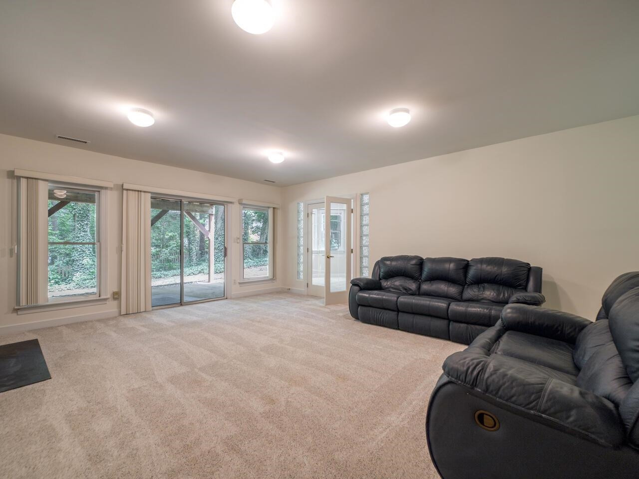 105 Breyman Court