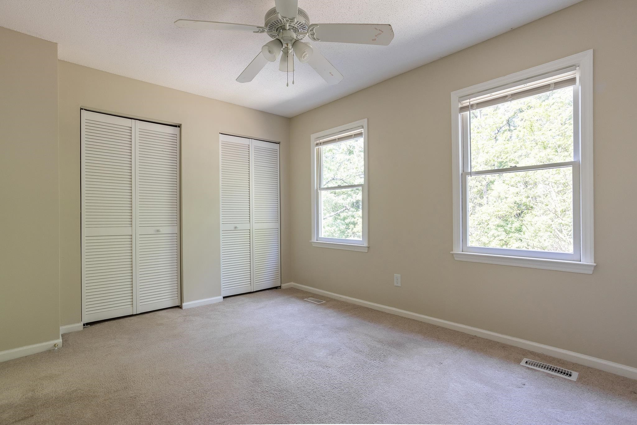 325 Wildberry Lane