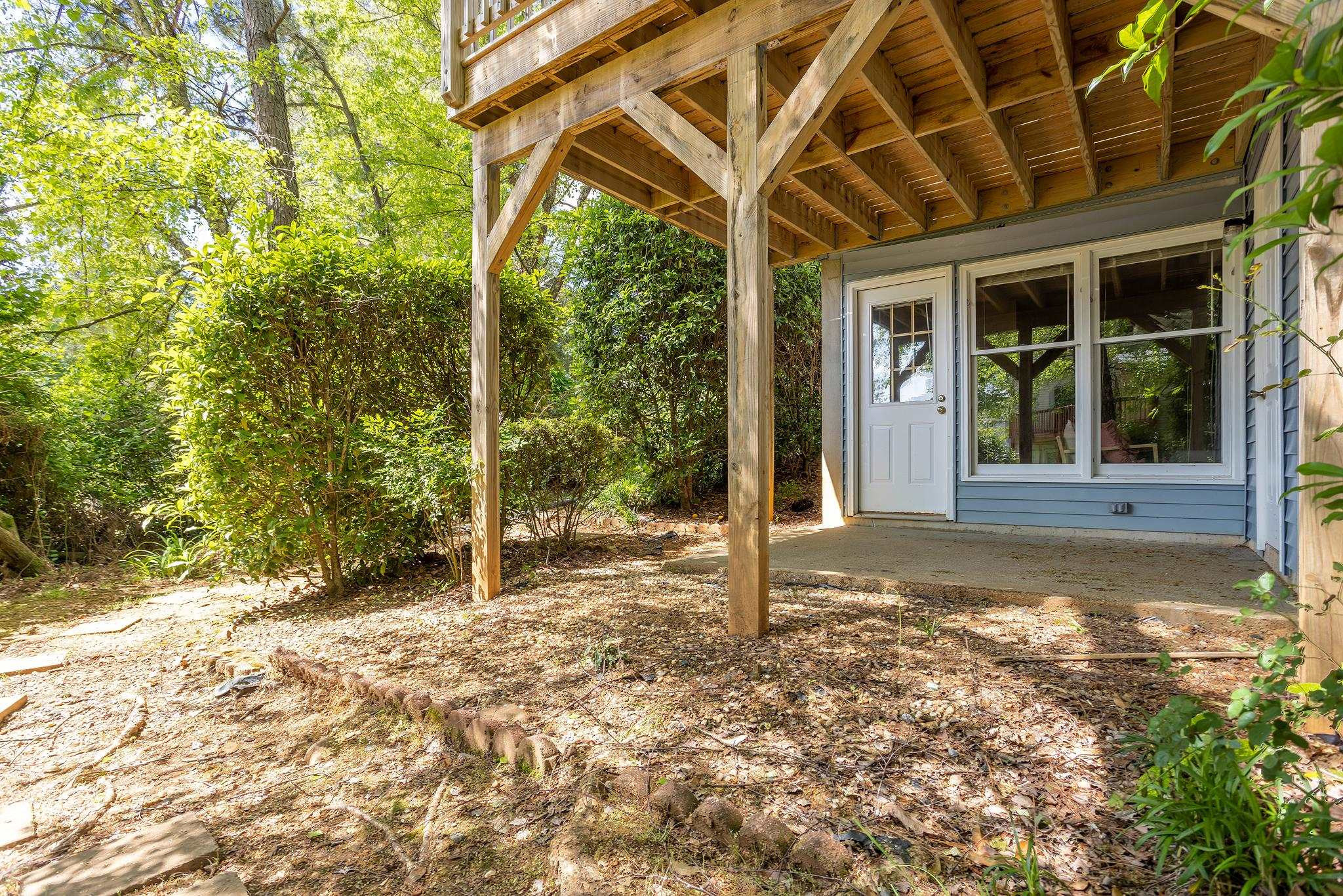 325 Wildberry Lane