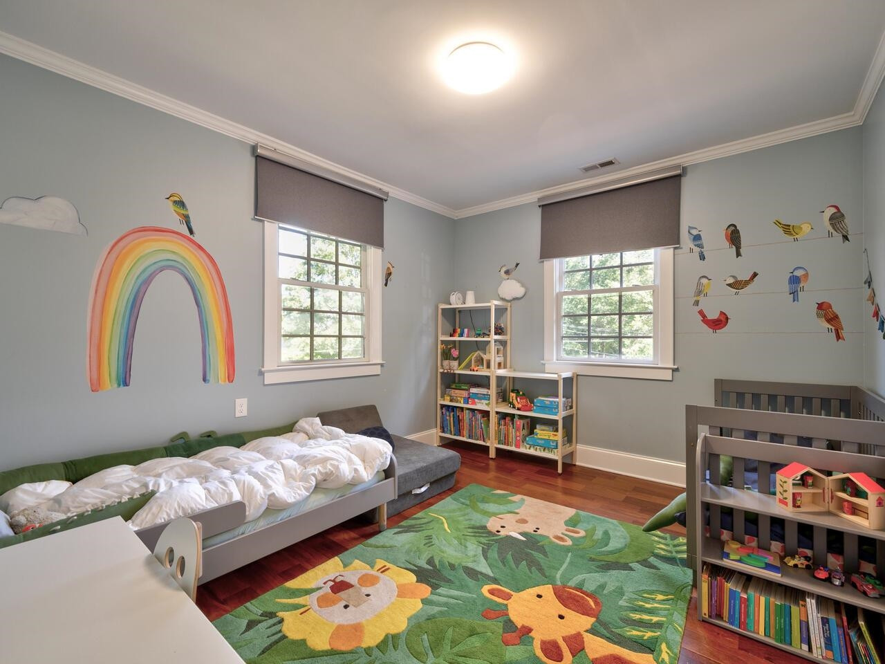 1412 W Markham Avenue